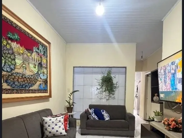 Imagem: Casa residencial para Venda em rua pública