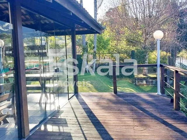 Imagem 6: Apartamento com 01 Suíte + 02 Quartos