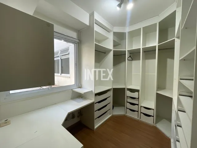 Imagem 2: Apartamento para Locação em Itaipu, Niterói-Rj: 2 Quartos, 1 Suíte, 1 Sala, 2 Banheiros, 1 Vaga de Garagem, 75M²!