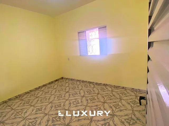 Imagem 5: Casa para locação no Bairro Alvorada com quintal e garagem