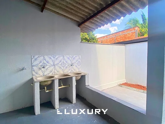 Imagem 8: Casa para locação no Bairro Alvorada com quintal e garagem