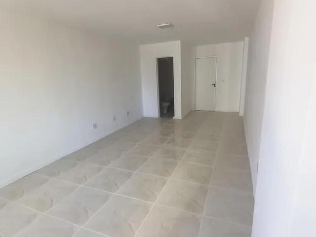 Imagem 4: Sala reformada Sala comercial com 1 dormitório