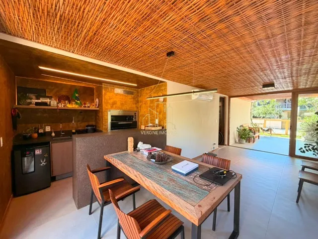 Imagem 3: Casa em condomínio de luxo à venda em Stella Maris com 4 quartos 4 suítes 2 salas 5