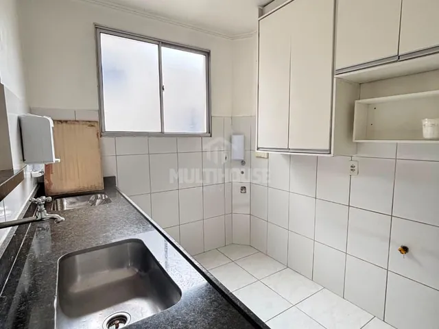 Imagem 3: Apartamento 2 Quartos para Aluguel no valor de R$ 1.400 45m²