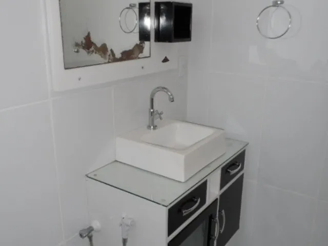 Imagem 14: Amplo Apartamento de 2 Quartos para Alugar no Estreito!