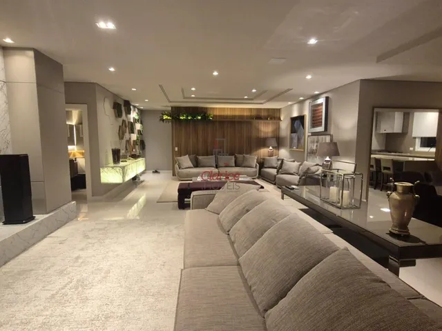 Imagem 10: P style="line-height: 1.4;">Descubra o luxo e o conforto desta ampla cobertura situada