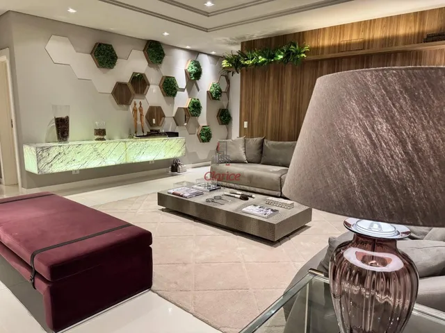 Imagem 13: P style="line-height: 1.4;">Descubra o luxo e o conforto desta ampla cobertura situada