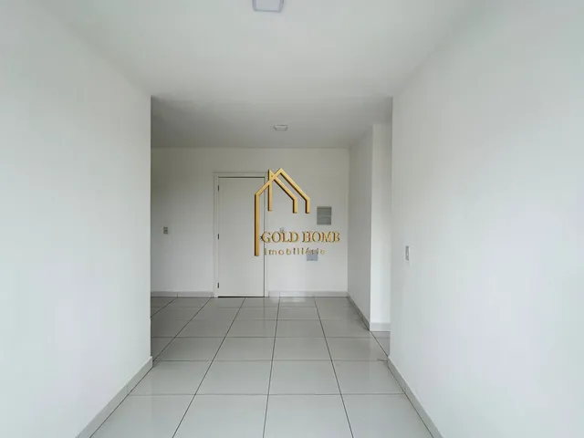 Imagem 4: Apartamento de locação Lírio do vale com planejados cozinha e banheiro