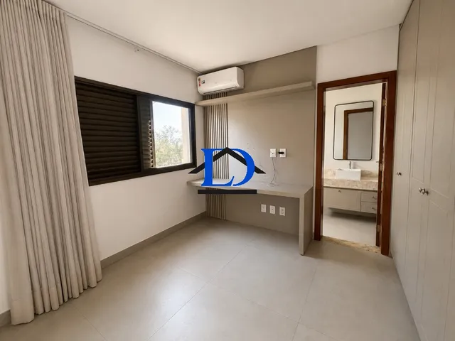 Imagem 9: Imóvel de Alto Padrão com 4 Suítes e Piscina no Residencial Goiânia Golfe Clube