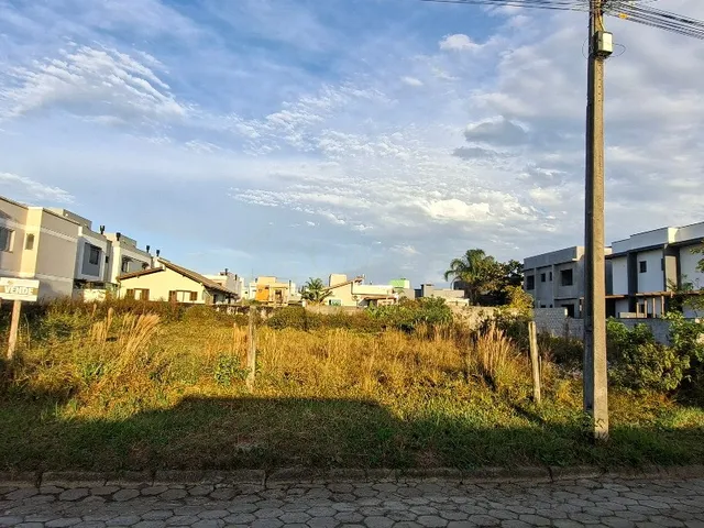 Imagem: Terreno à venda em Garopaba-SC, bairro