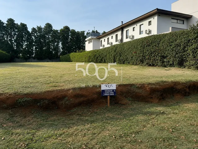 Imagem: Terreno À Venda no Condomínio Altos de