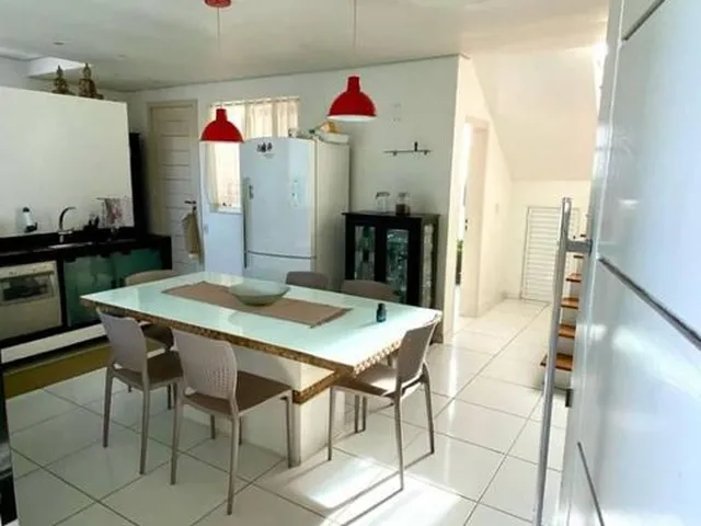 Imagem: Casa à Venda com 3 quartos, no bairro Itajuba