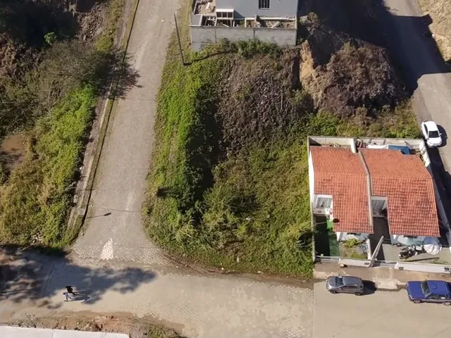 Imagem: Terreno de Esquina a Venda Balneario Picarras