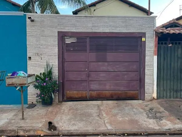 Imagem: Sobrado à venda, 3 quartos, Pioneiros