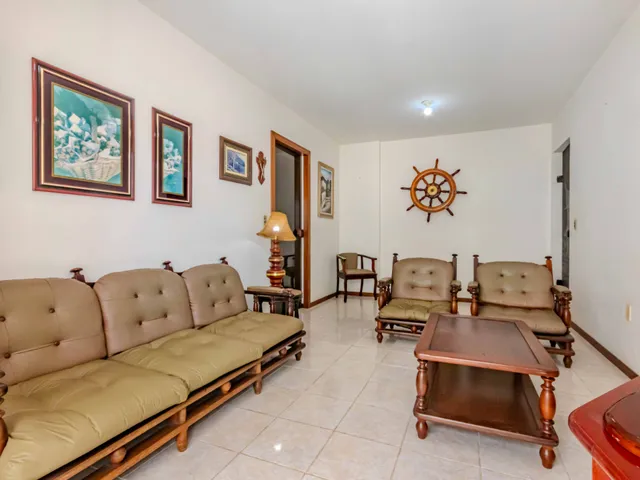 Imagem 7: Apartamento para Venda em Centro com 2 Quartos, Sendo 1 Suíte, 102M²