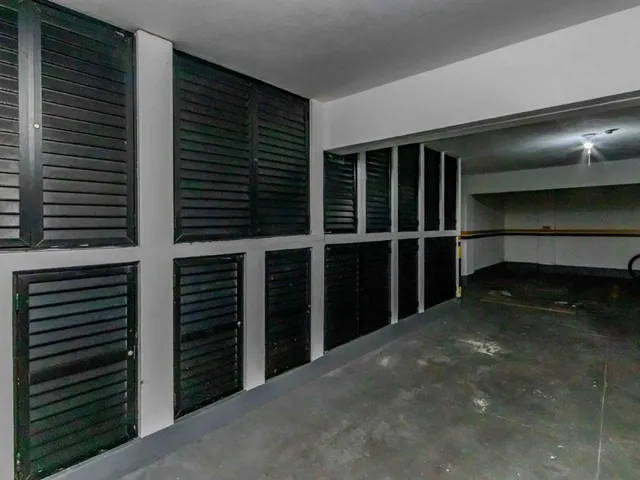 Imagem 11: Apartamento para Venda em Centro com 2 Quartos, Sendo 1 Suíte, 102M²
