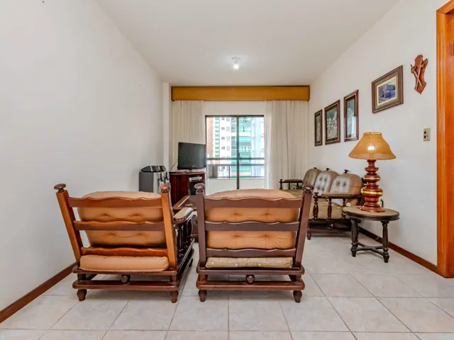 Imagem 13: Apartamento para Venda em Centro com 2 Quartos, Sendo 1 Suíte, 102M²