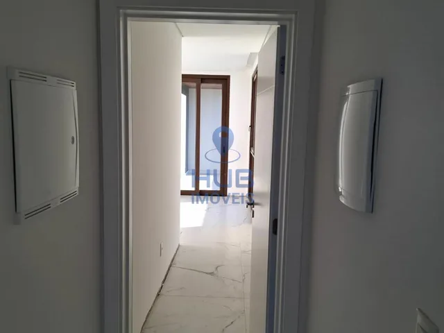 Imagem 15: Casa com 3 Dormitórios À Venda Sendo 3 Suítes, 280.7 M² por - R$ 6.800.000,00 - Perequê - Porto Belo/Sc