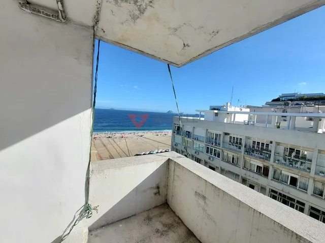 Imagem: Cobertura linear à venda em Copacabana