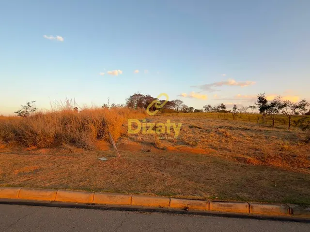 Imagem: Terreno a Venda no Condomínio Park Royal