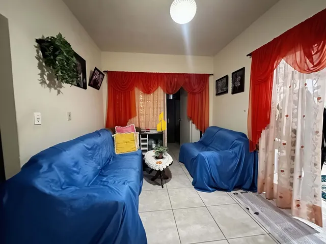 Imagem 5: Casa à venda no Bairro Araponguinhas