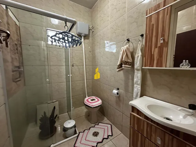 Imagem 8: Casa à venda no Bairro Araponguinhas