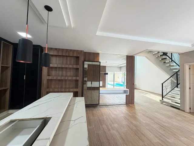 Imagem 5: Casa Residencial Mobiliada com Piscina em Guaramirim (Bairro Corticeira