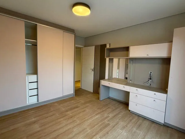 Imagem 13: Casa Residencial Mobiliada com Piscina em Guaramirim (Bairro Corticeira