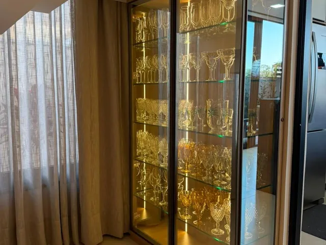 Imagem 11: Sobrado Mobiliado no Condomínio Belvedere II à venda por R$ 3.100.000,00