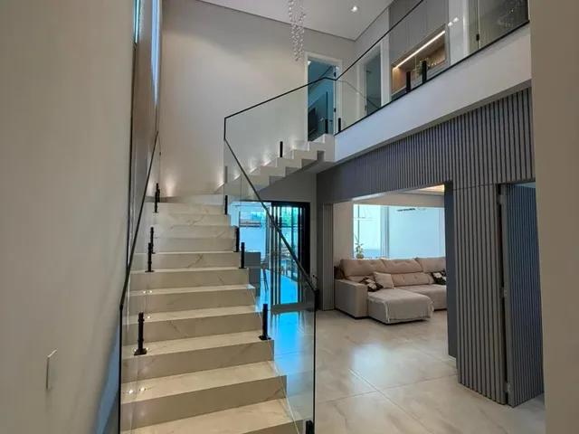 Imagem 16: Sobrado Mobiliado no Condomínio Belvedere II à venda por R$ 3.100.000,00