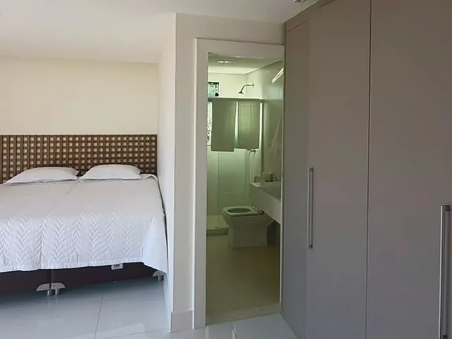 Imagem 9: Porto Busca-Vida Resort Residence - Mansão À Venda no Porto Busca Vida Resort com 5 Suítes e Piscina