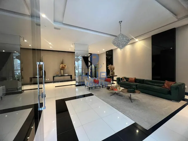 Imagem 2: Apartamento com 4 Dormitórios À Venda Sendo 4 Suítes, 230.0 M² por - R$ 4.500.000,00 - Meia Praia - Itapema/Sc