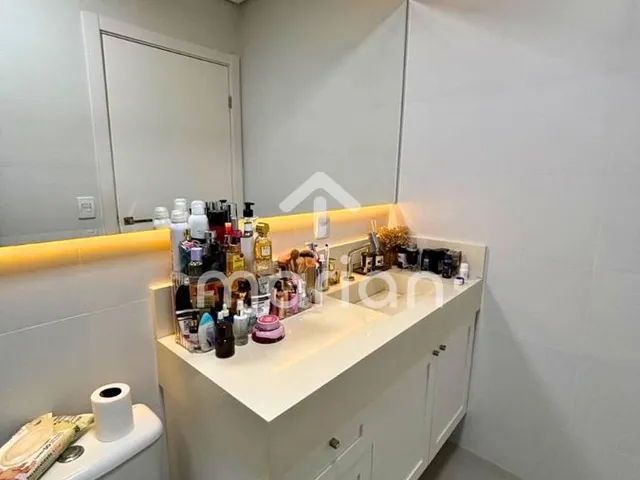 Imagem 2: Sobrado a 650M da Praia com 3 Quartos, Centro - Balneário Piçarras
