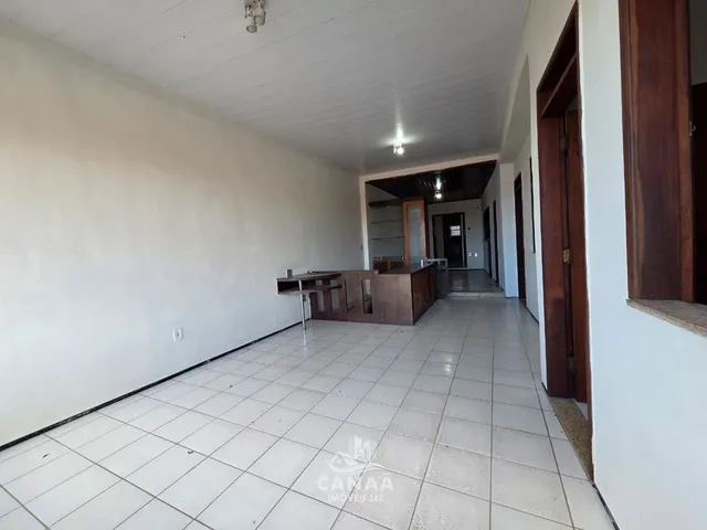 Imagem 9: Vende-Se Casa no Centro com Vaga de Garagem - 3 Quartos Sendo 3 Suítes -150M²