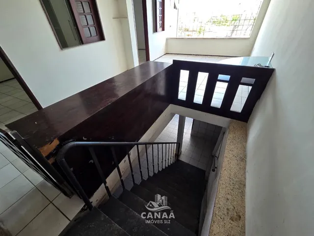 Imagem 12: Vende-Se Casa no Centro com Vaga de Garagem - 3 Quartos Sendo 3 Suítes -150M²