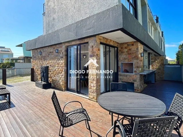 Imagem: Casa mobiliada com rooftop e vista para