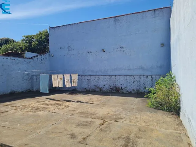 Imagem 8: Casa com 2 quartos (1 suite), 2 salas; banheiro social; cozinha, 2 vagas cobertas e
