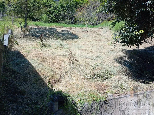 Imagem: Terreno à venda em Itajubá-MG, bairro
