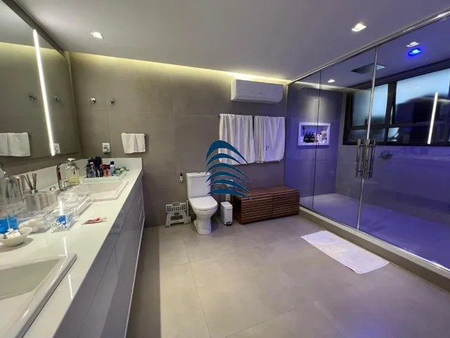 Imagem 5: Apartamento 4 suítes, transformado em 3 suítes com a master ampliada, gabinete, varanda