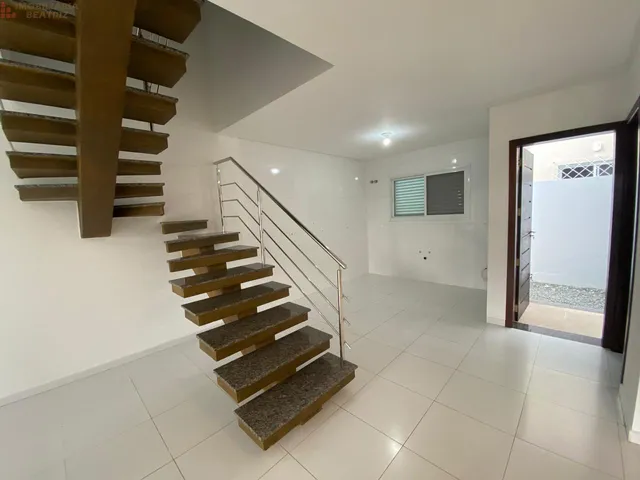 Imagem 10: Sobrado com 2 Dormitórios para Locação, Centro, Balneario Picarras - Sc