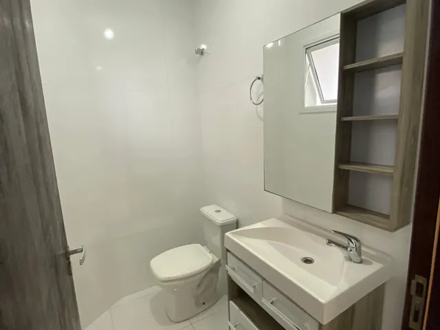Imagem 9: Sobrado com 2 Dormitórios para Locação, Centro, Balneario Picarras - Sc