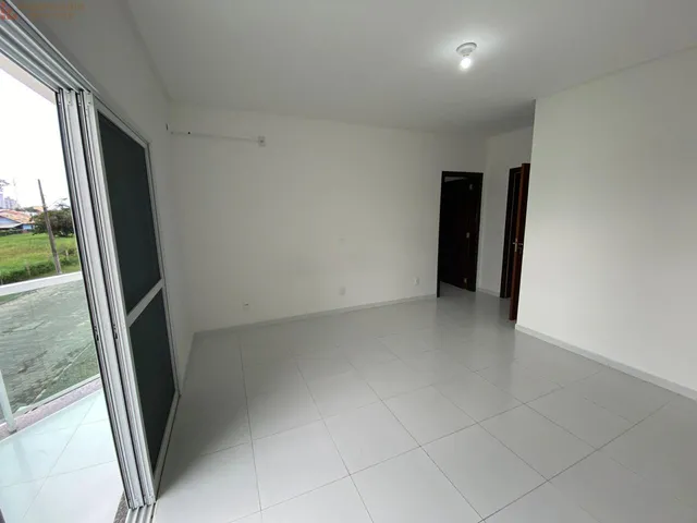 Imagem 2: Sobrado com 2 Dormitórios para Locação, Centro, Balneario Picarras - Sc