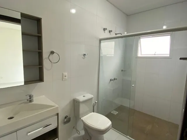 Imagem 5: Sobrado com 2 Dormitórios para Locação, Centro, Balneario Picarras - Sc