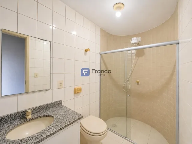 Imagem 3: Apartamento à venda no Centro de Guarapari: 2 quartos, 1 suíte, 2 varandas