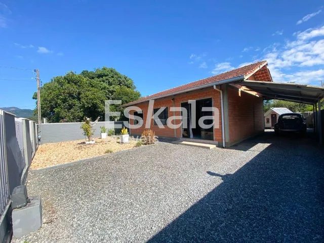 Imagem: Casa com 03 Dormitórios