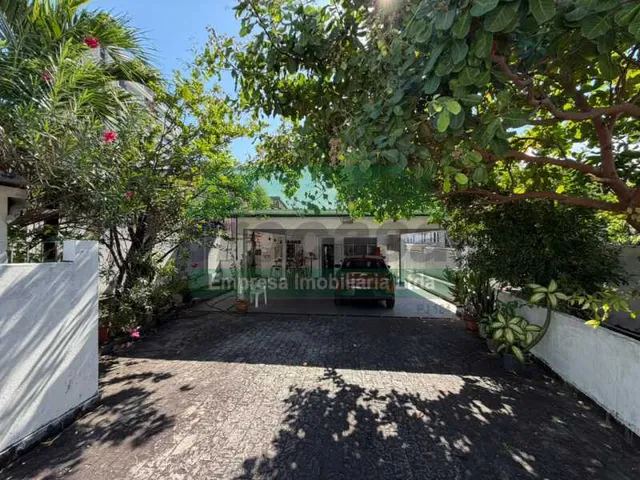 Imagem 14: Casa Térrea / Residencial / Adrianópolis