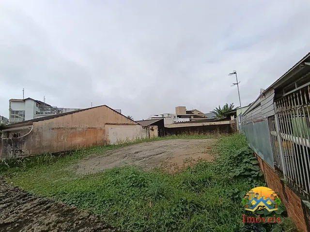 Imagem: Terreno à Venda no Centro de Matinhos