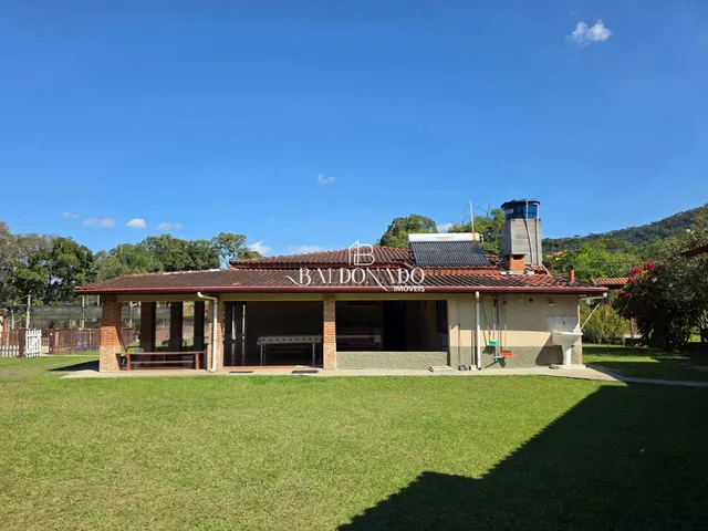 Imagem 10: Chacara a Venda em Extrema Mg 5.000 Metros Tanque Peixes Piscina 8Km Centro