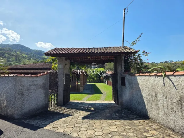 Imagem 3: Chacara a Venda em Extrema Mg 5.000 Metros Tanque Peixes Piscina 8Km Centro