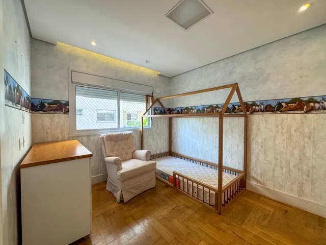 Imagem 13: Apartamento para Venda em Vila Cordeiro com 4 Quartos, Sendo 4 Suítes, 258M²